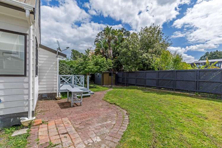 11A Ocean View Road Hillcrest_22