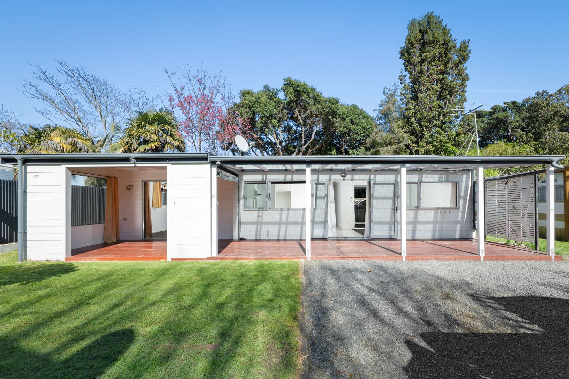 G1/473 Thames Coast Road Te Puru ThamesCoromandel Houses for