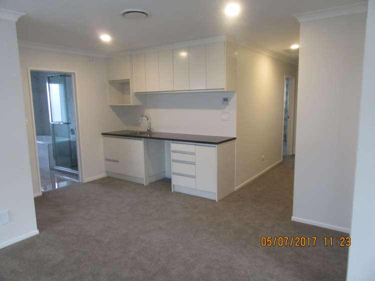 9 Ascension Crescent Orewa_10