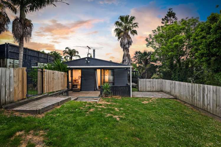 15 Vina Place Massey_33