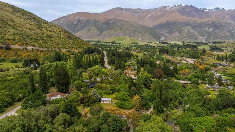 17 Whitechapel Road Arrow Junction_14