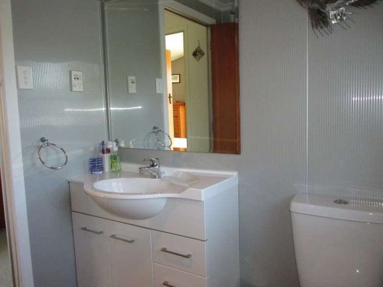 63 Crampton Road Reefton_8