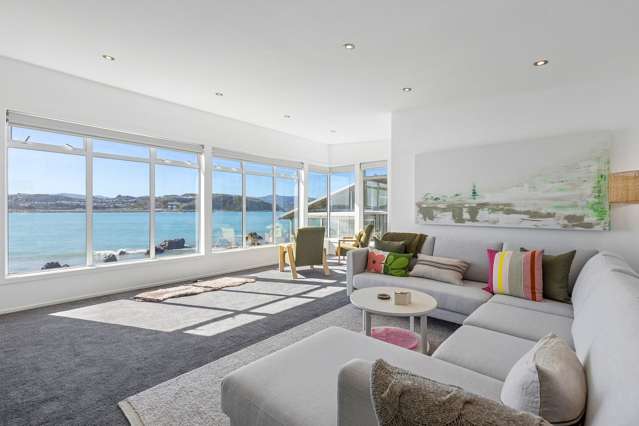 Lyall Bay Views | Furnished 4BR Home