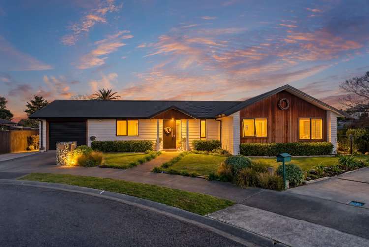 23 Tarata Grove_0