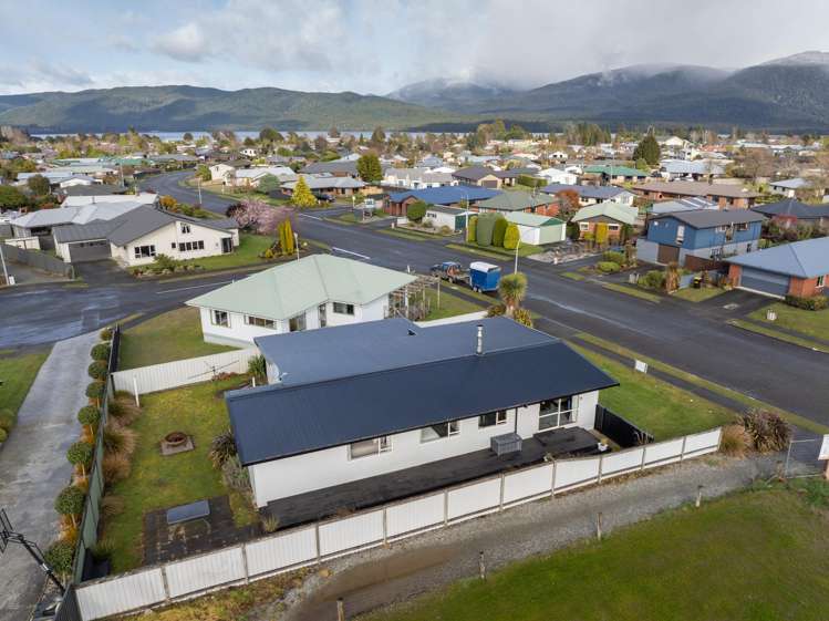36 Govan Drive Te Anau_22