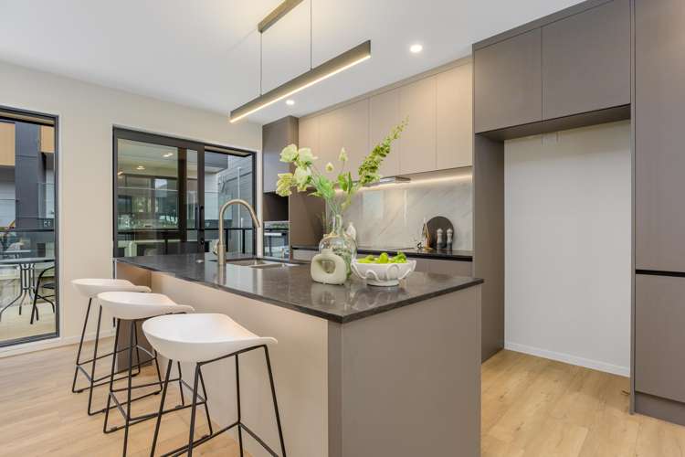 9B Catalina Crescent Forrest Hill_21