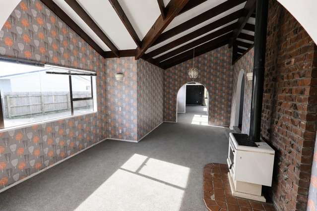 A/818 Gladstone Road Te Hapara_2