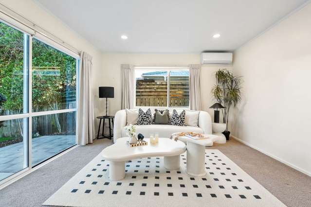 299B Glengarry Road Glen Eden_2
