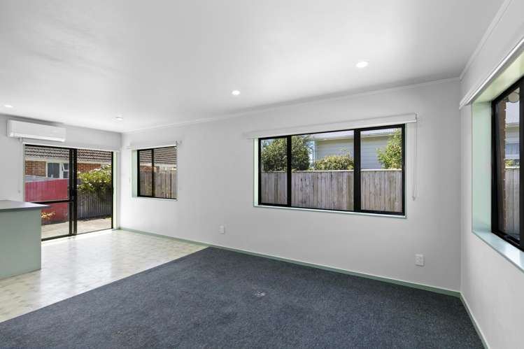 30A and B Ararino Street Trentham_9