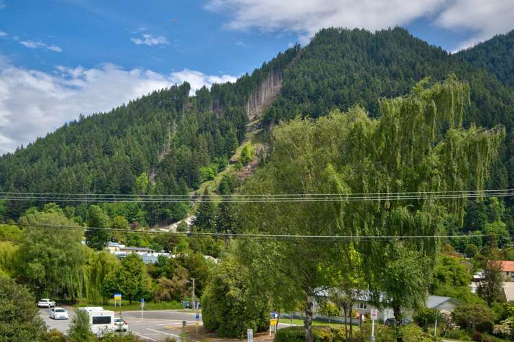 3/15 Gorge Road Queenstown_6