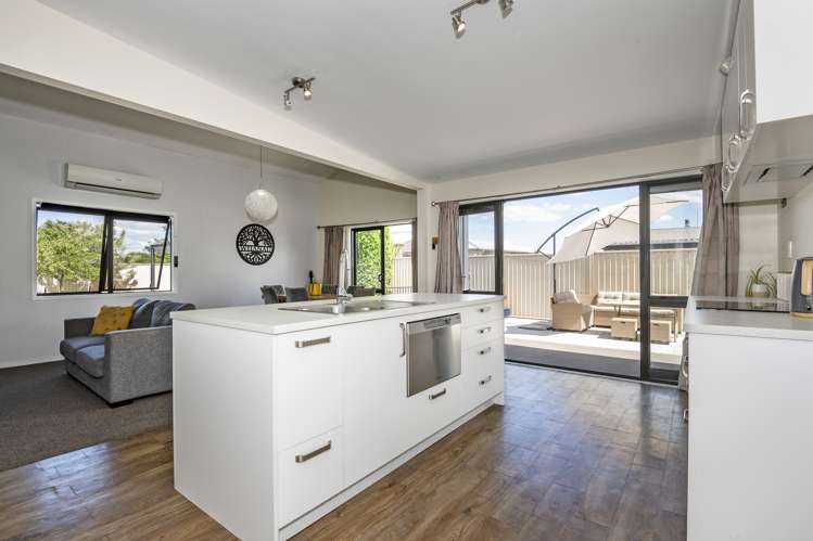 70 Kirkwood Road Flaxmere_7