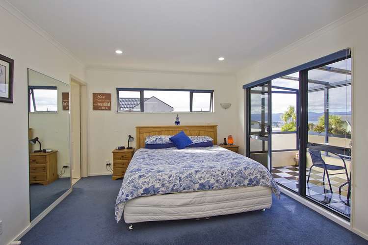 52 Downing Street Crofton Downs_11