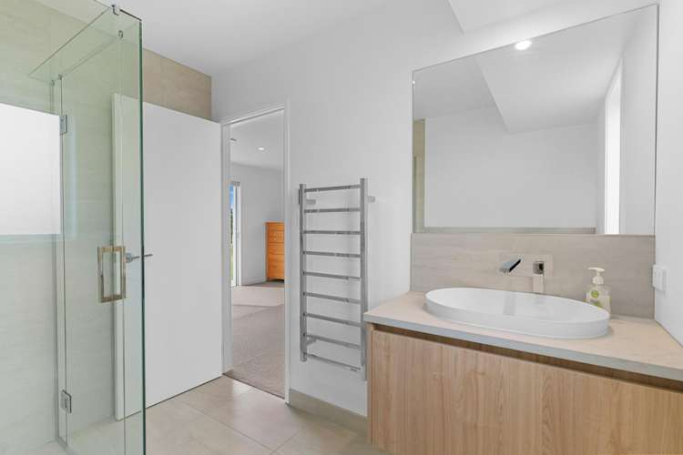 24 Waterman Drive Langs Beach_15