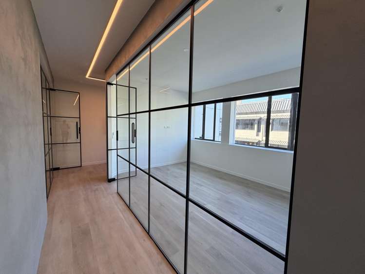 87-91 Hurstmere Road Takapuna_7