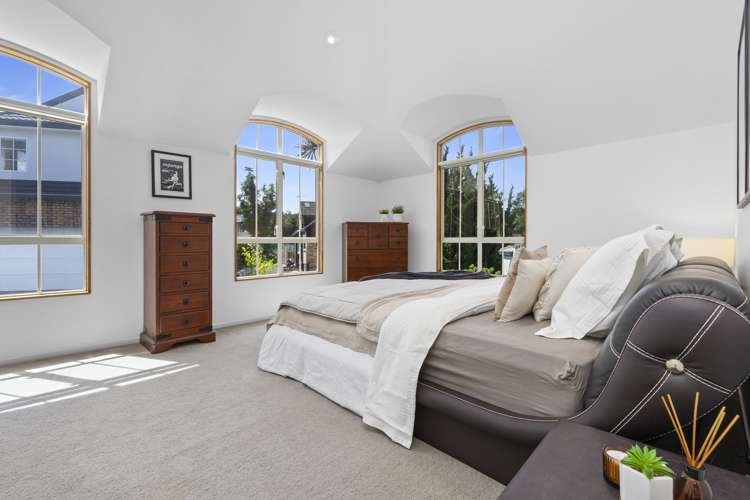 1/31 Holdaway Avenue Northcote_9