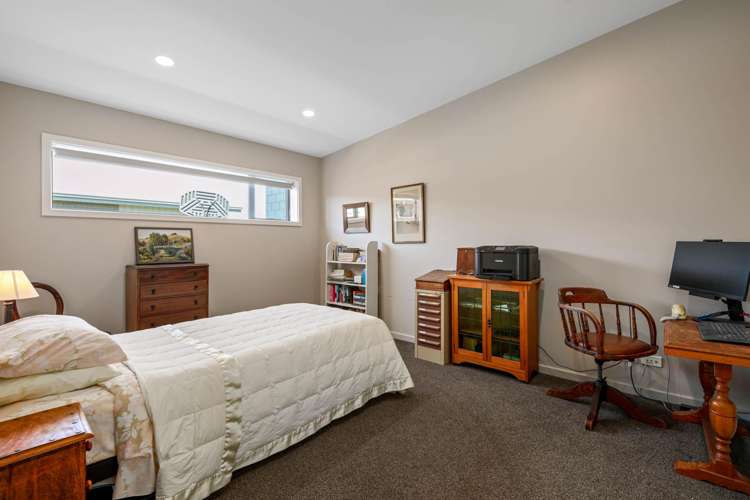 14 Corsair Crescent Burleigh_21