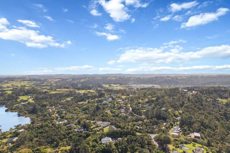 11 Chatham Avenue Paremoremo_30