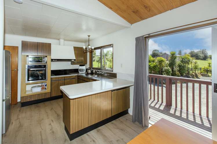 476 Rehutai Road Baylys Beach_5