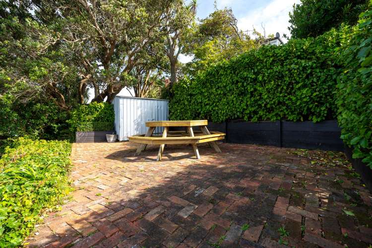 64 Barnard Street Wadestown_15