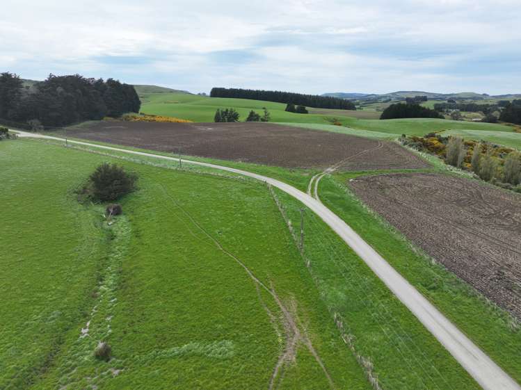 75 + 100 Crighton Road Waimahaka_6