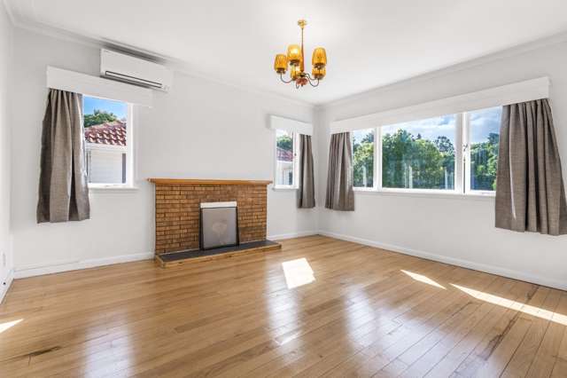 261 Main Highway 1660_1