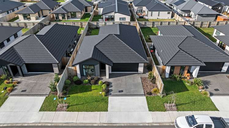 70 Crossley Avenue Woodend_22