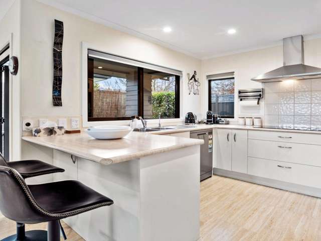 14 March Brown Place 1114_4