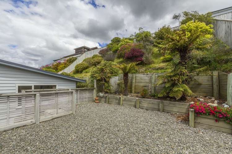 18 Dusky Crescent Aotea_17