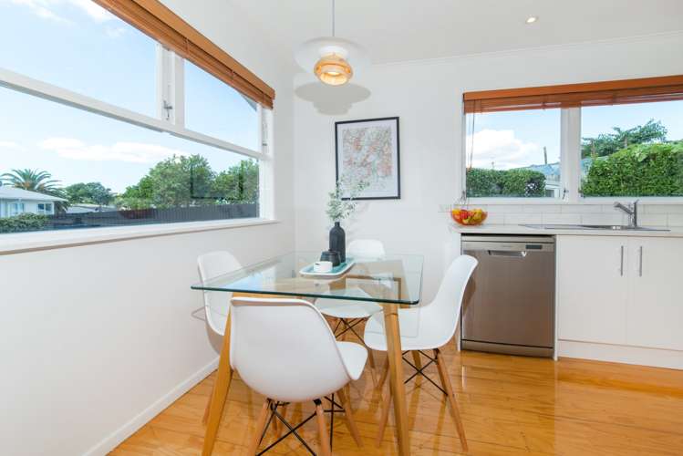 1/22 Glendene Avenue Glendene_7