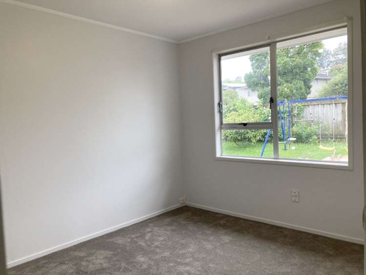 69 Kemp Road Massey_5