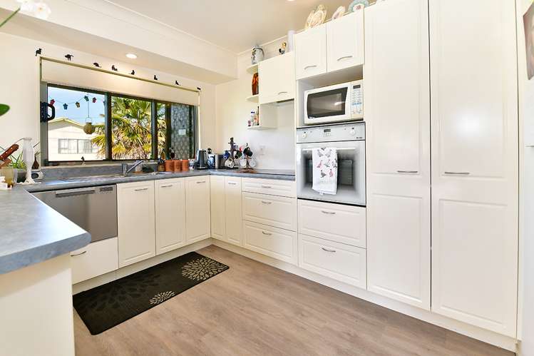 4/12 Miro Street Helensville_5