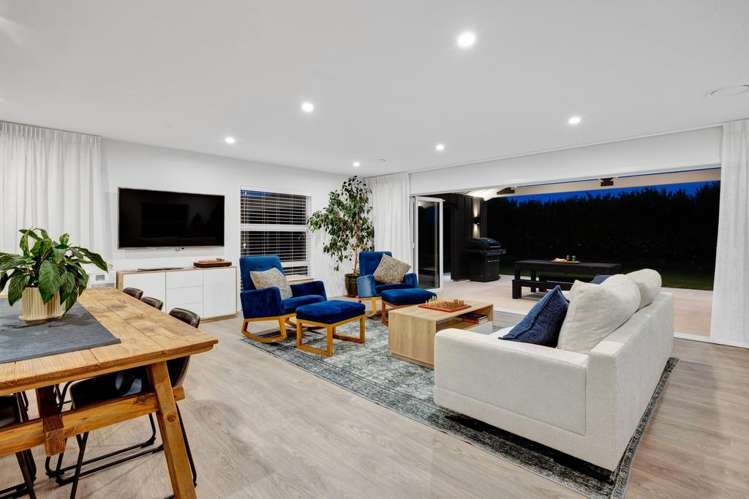 423 Cardiff Road Pembroke_13