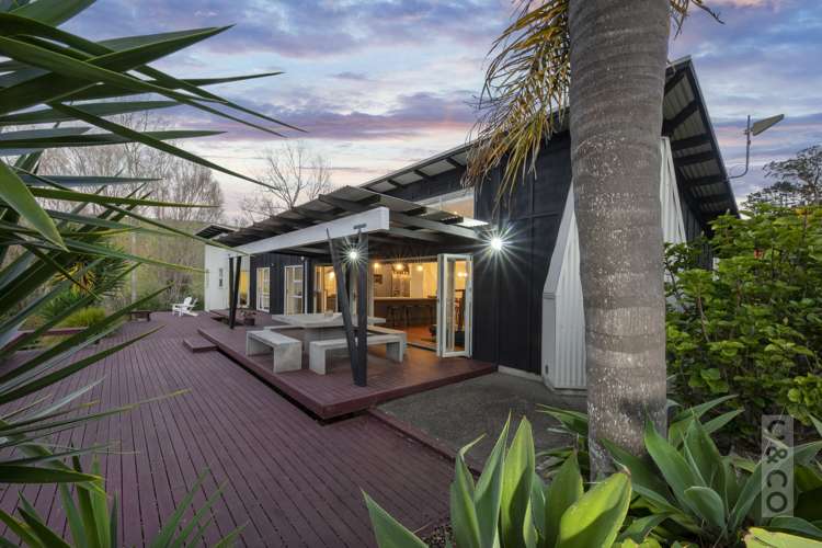 8 Pineview Lane Helensville_20