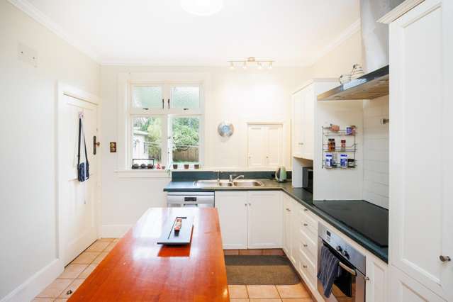 8 Annandale Avenue Takaro_4