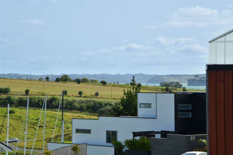 97 Voyager Drive Gulf Harbour_11