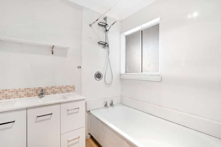 44 Avon Road Clifton_19