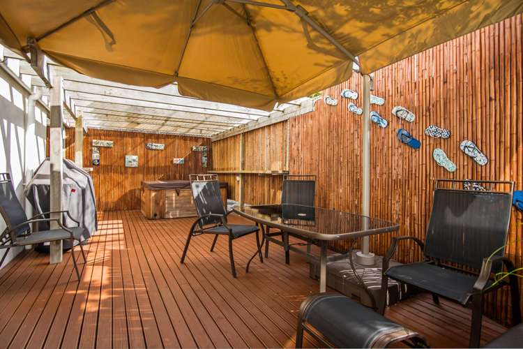 7 Lowburn Place Clover Park_14