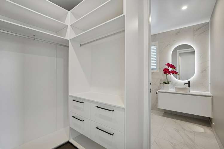 11 Rua Street Albert Town_21