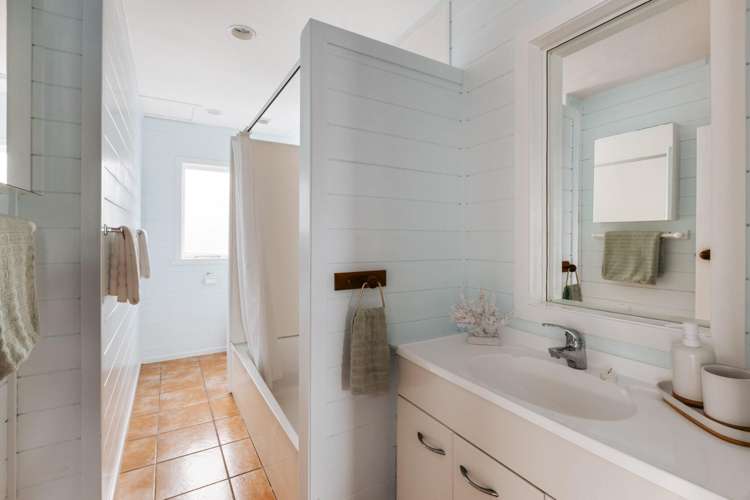 240a Range Road Papamoa_12