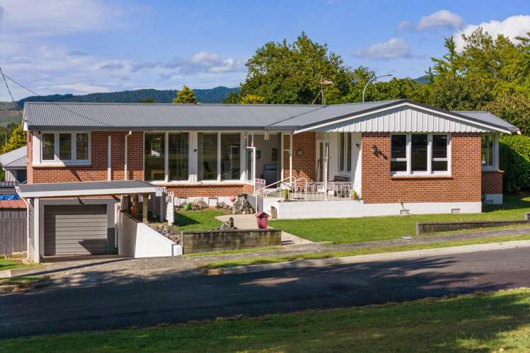 41 Parry Palm Avenue Waihi_21