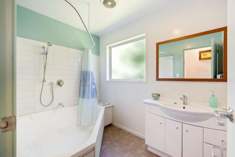 219 Coutts Island Road Coutts Island_8