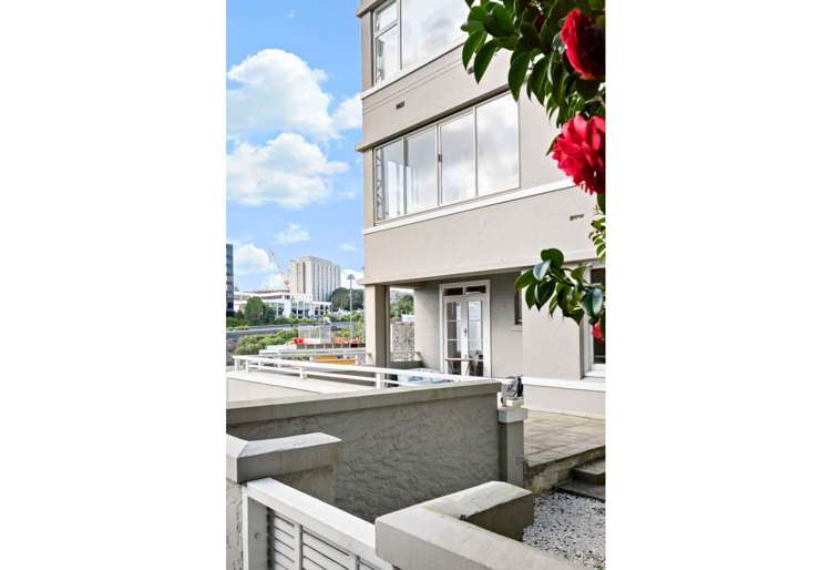 17c Whitaker Place Grafton_18