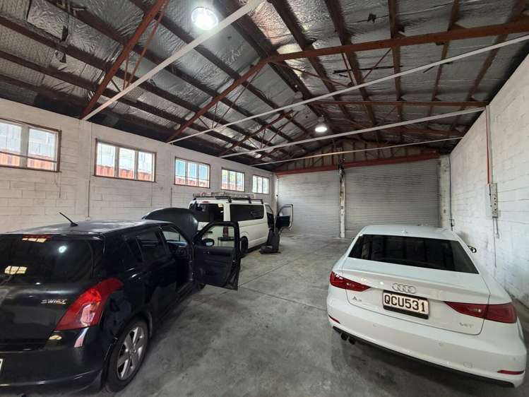 4113 Great North Road Glen Eden_3