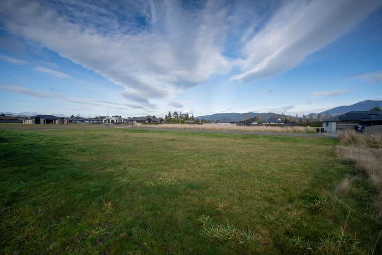 17 Breaksea Street Te Anau_10