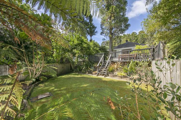 54 Sylvan Valley Avenue Titirangi_13