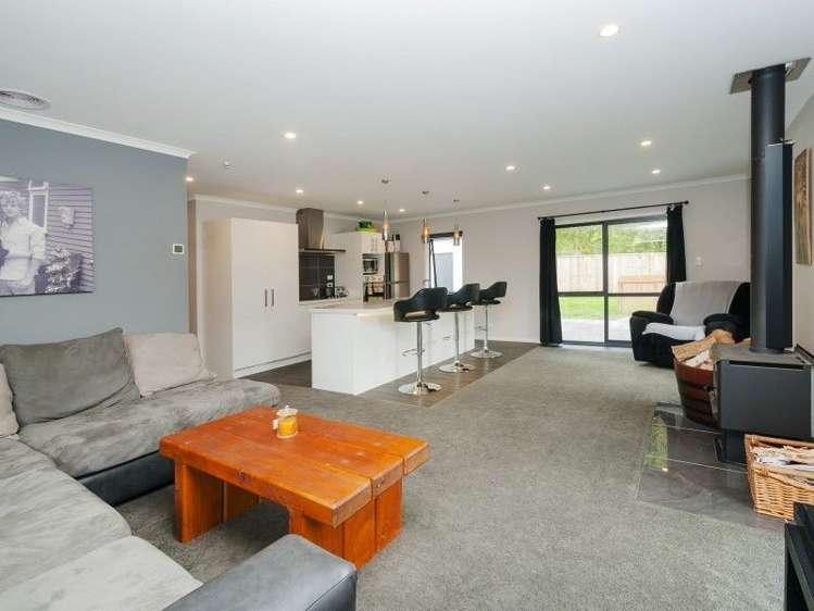 11a Kelso Grove Kelson_12