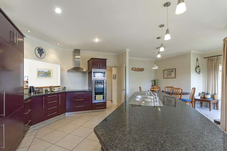 22 Heritage Crescent Richmond_6