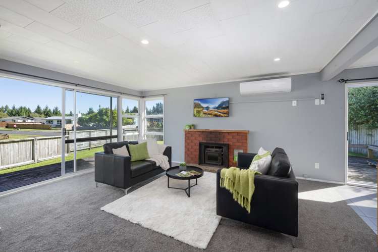 2 Adam Place Mangakakahi_2