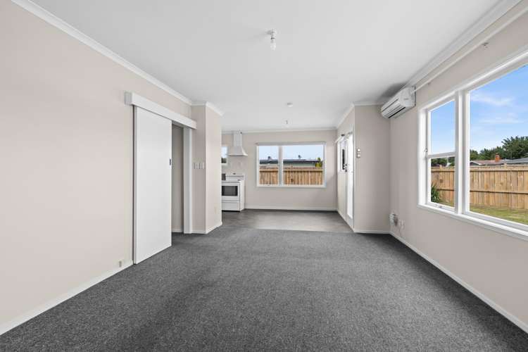 51 Clarence Cox Crescent Pirimai_9