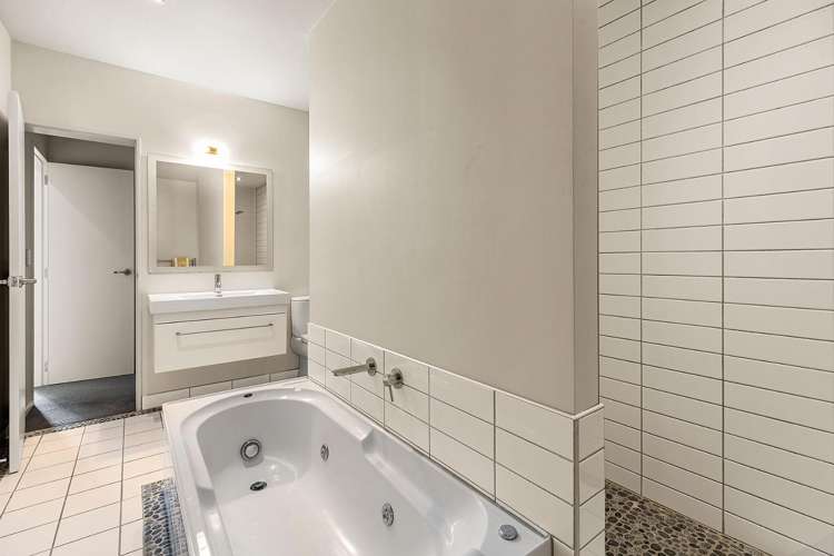 1/142 Onslow Road 11509_8